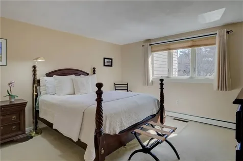 35 Seabreeze Lane Bristol RI 02809