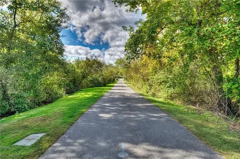 35 Seabreeze Lane Bristol RI 02809