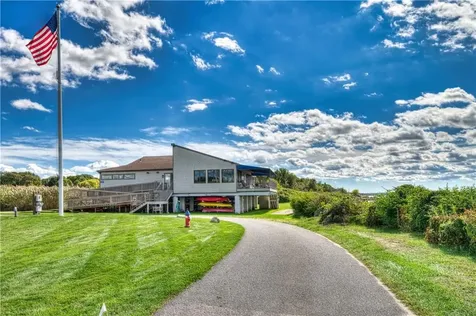 35 Seabreeze Lane Bristol RI 02809
