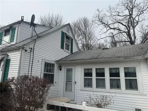 15 Link Street Warwick RI 02886