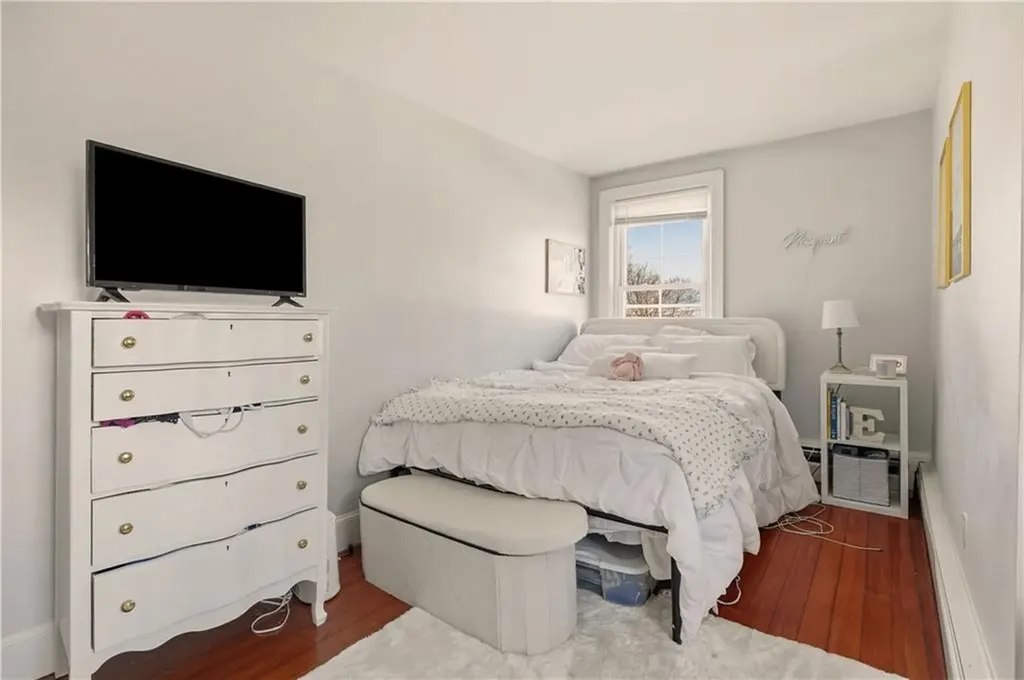 22 Summer Street Newport RI 02840