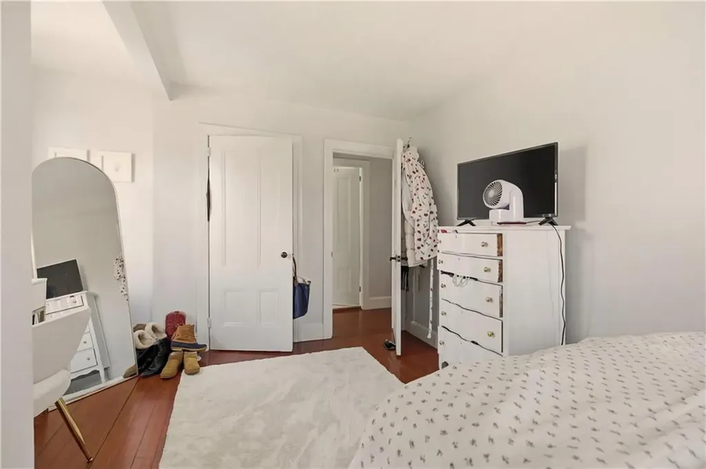 22 Summer Street Newport RI 02840