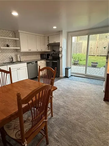 16 Dudley Avenue Newport RI 02840