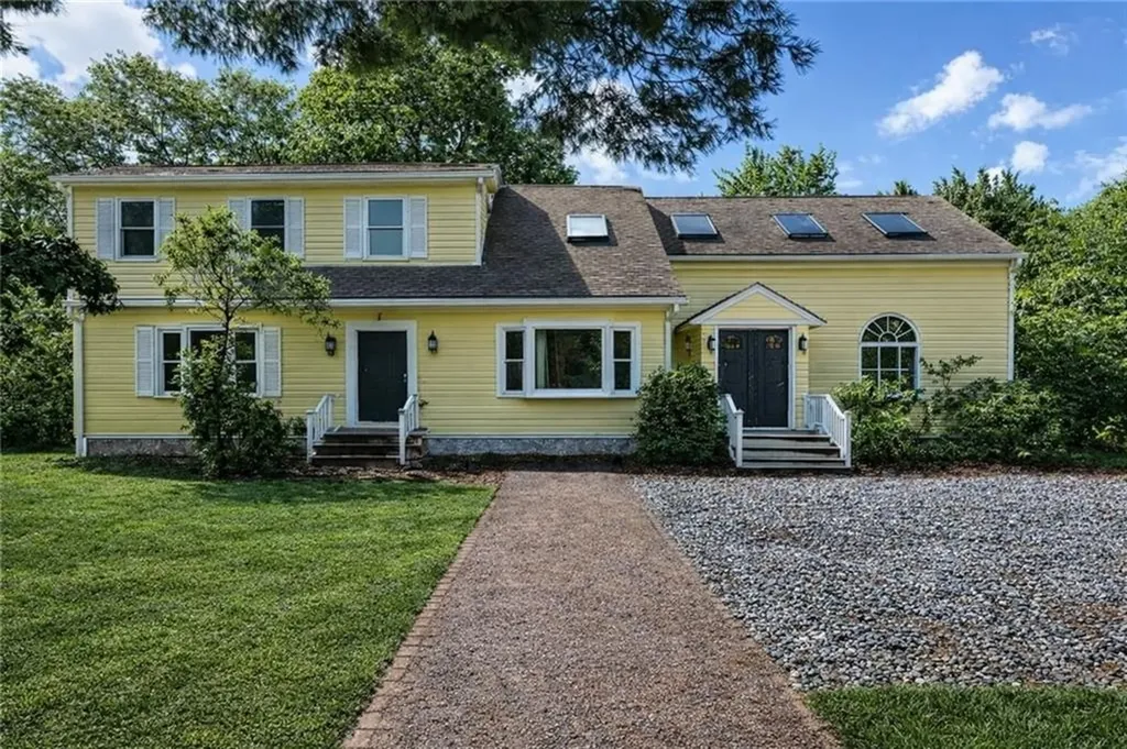 56 Pleasant View Avenue Smithfield RI 02828
