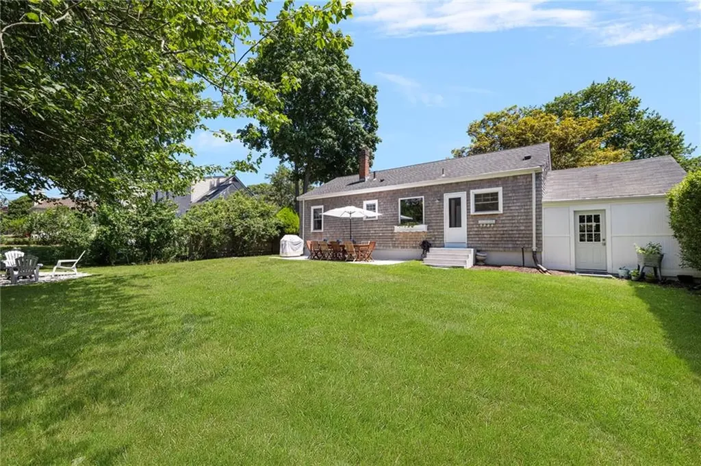 133 Carroll Avenue Newport RI 02840