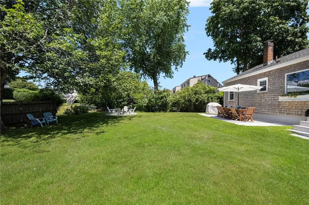 133 Carroll Avenue Newport RI 02840
