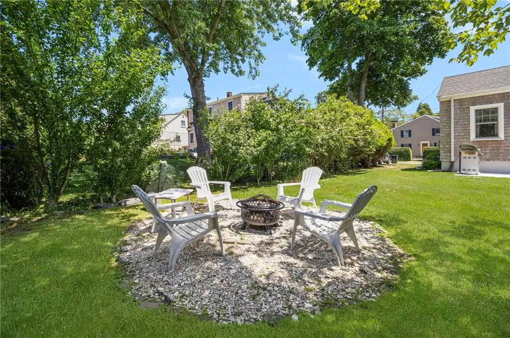 133 Carroll Avenue Newport RI 02840