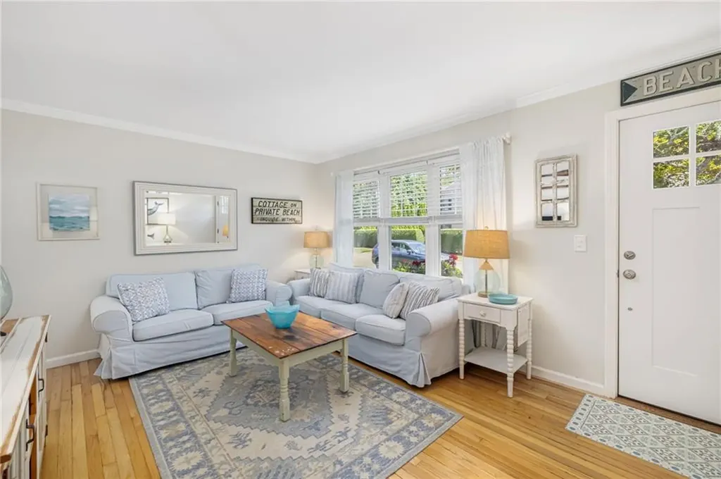 133 Carroll Avenue Newport RI 02840