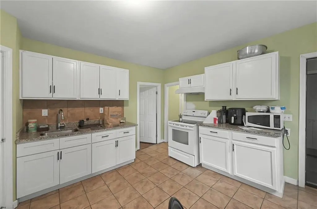 41 Joslin Street Providence RI 02909