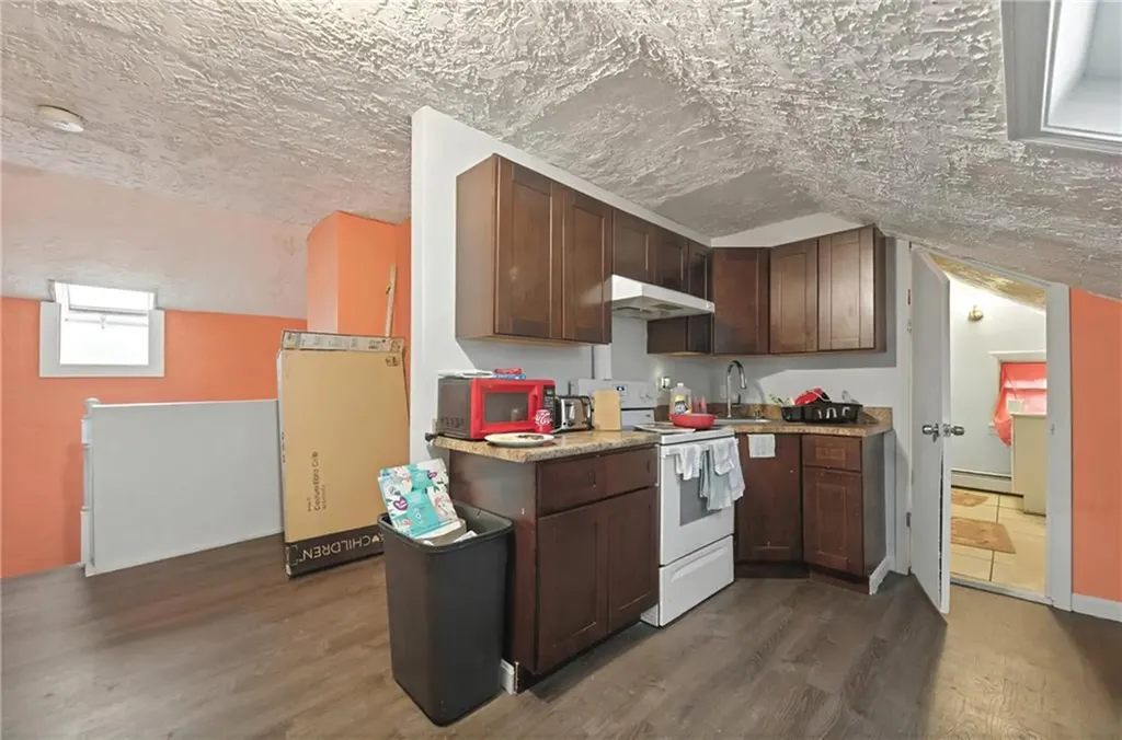 41 Joslin Street Providence RI 02909