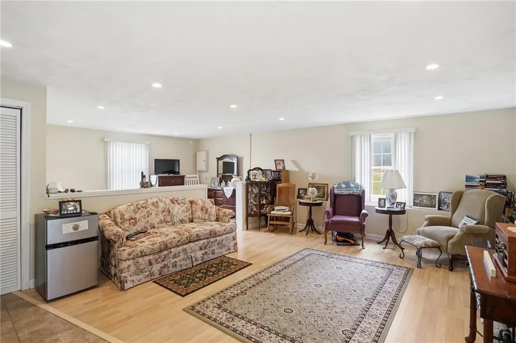 24 Sandy Lane Bristol RI 02809