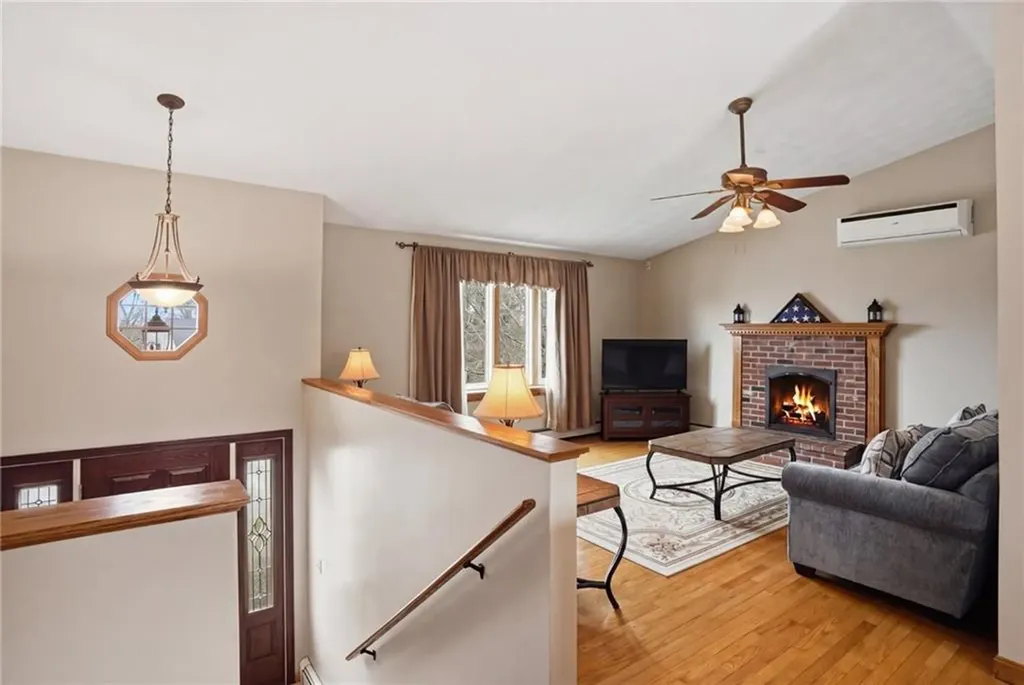 24 Sandy Lane Bristol RI 02809