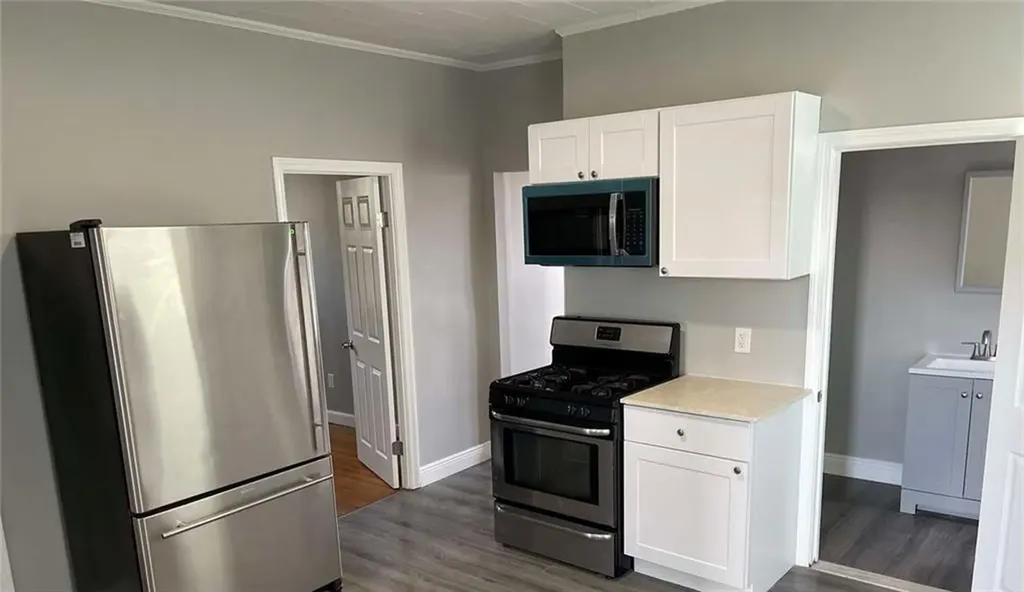 30 Fallon Avenue Providence RI 02908