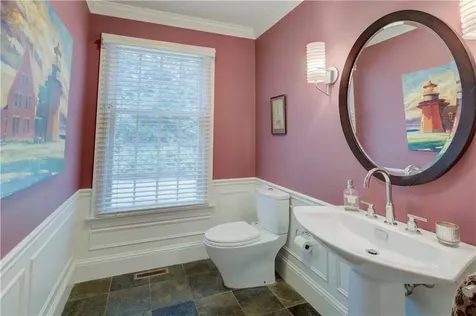 154 Lincoln Avenue Barrington RI 02806