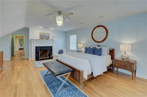 154 Lincoln Avenue Barrington RI 02806