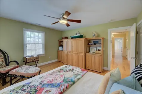 154 Lincoln Avenue Barrington RI 02806