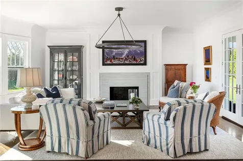 150 Boston Neck Road Narragansett RI 02882