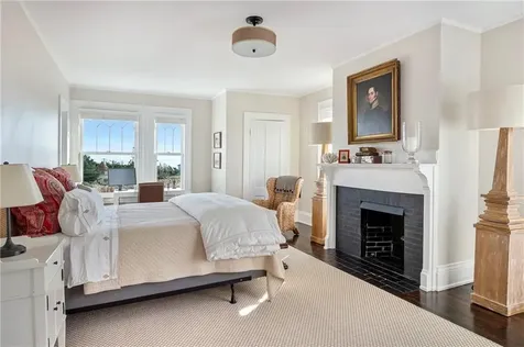 150 Boston Neck Road Narragansett RI 02882