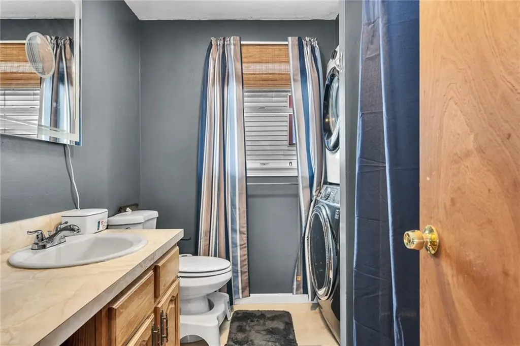 367 369 Hawkins Street Providence RI 02904