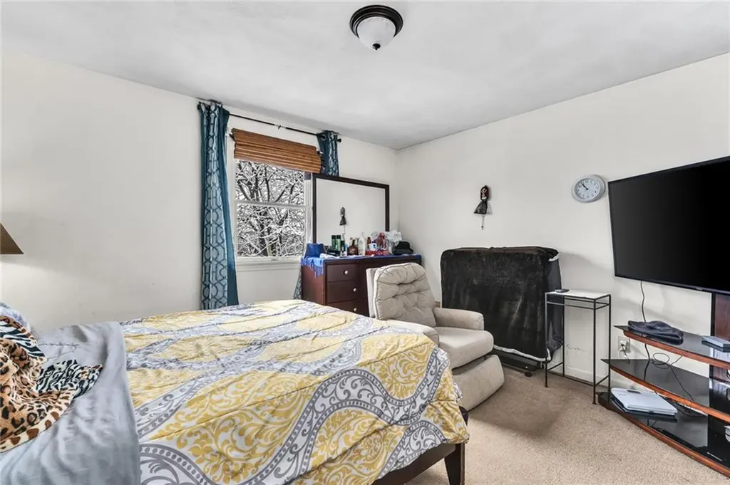 367 369 Hawkins Street Providence RI 02904