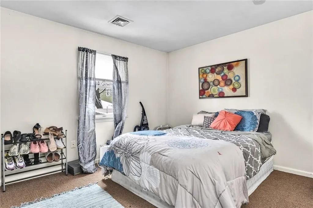 367 369 Hawkins Street Providence RI 02904