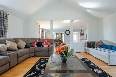 14 Longbrook Drive Cumberland RI 02864