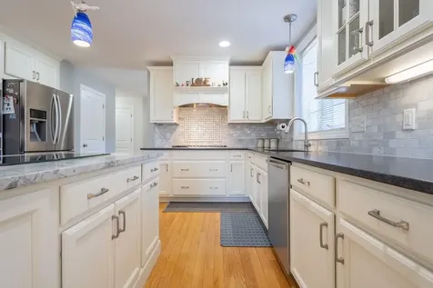 14 Longbrook Drive Cumberland RI 02864