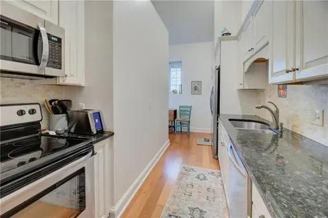 50 Shadow Farm Way South Kingstown RI 02879