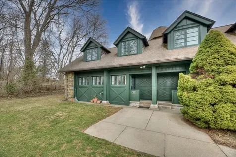 50 Shadow Farm Way South Kingstown RI 02879