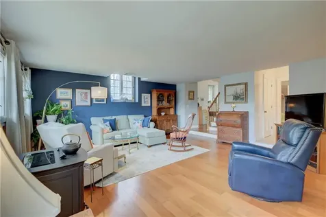50 Shadow Farm Way South Kingstown RI 02879