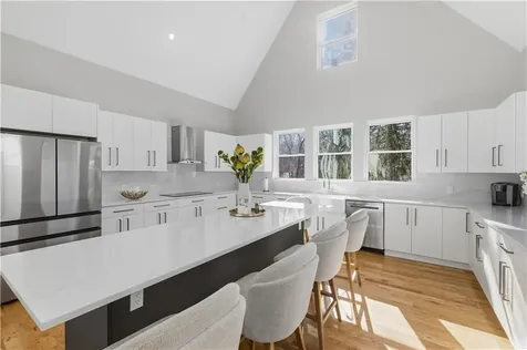 270 Brayton Road Tiverton RI 02878