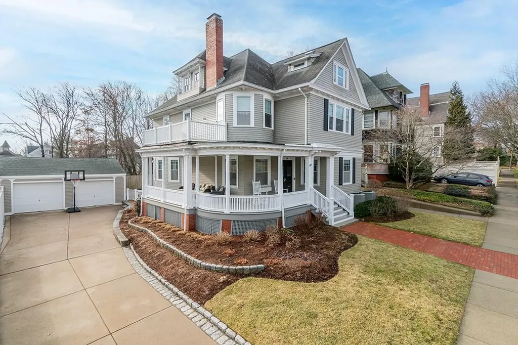 15 Humboldt Avenue Providence RI 02906