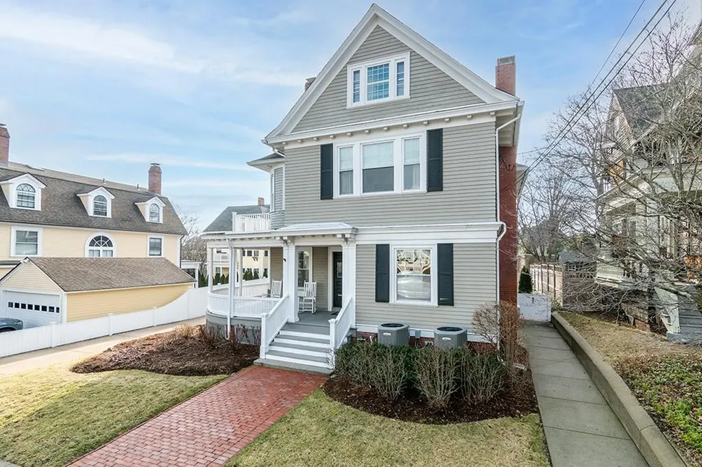 15 Humboldt Avenue Providence RI 02906