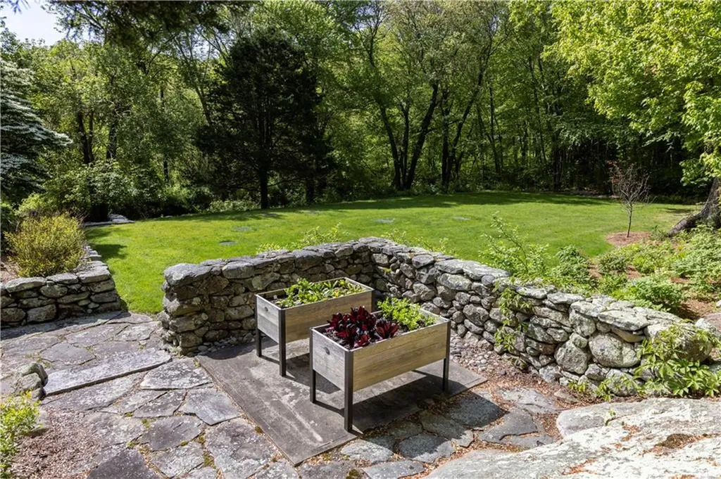 137 Cove Point East Charlestown RI 02813