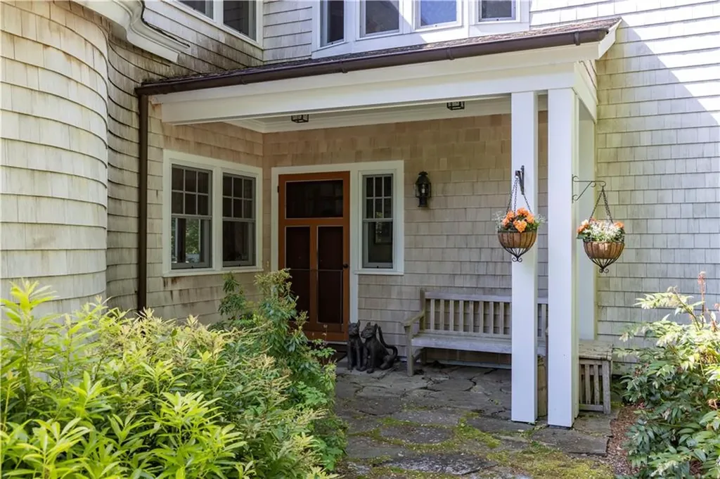 137 Cove Point East Charlestown RI 02813