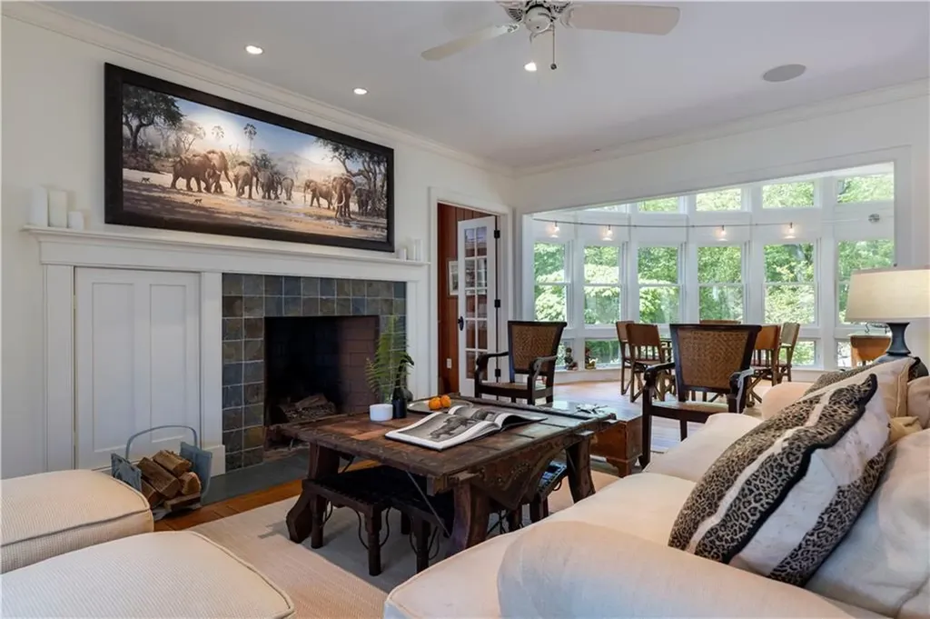 137 Cove Point East Charlestown RI 02813