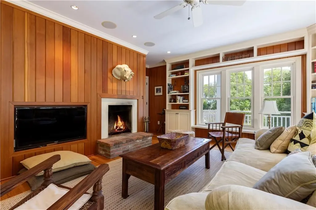 137 Cove Point East Charlestown RI 02813