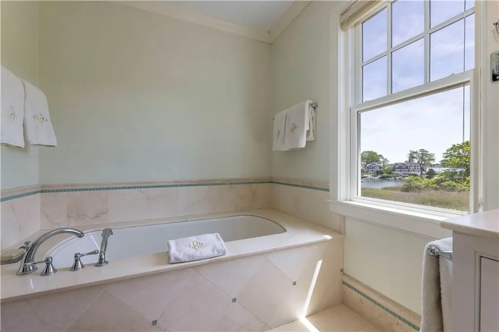 137 Cove Point East Charlestown RI 02813