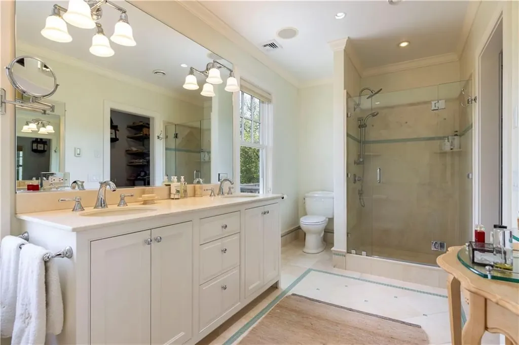 137 Cove Point East Charlestown RI 02813