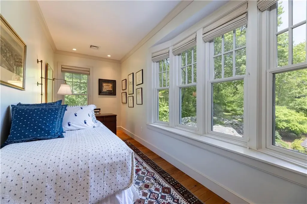 137 Cove Point East Charlestown RI 02813