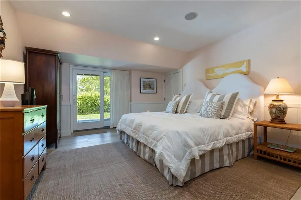 137 Cove Point East Charlestown RI 02813