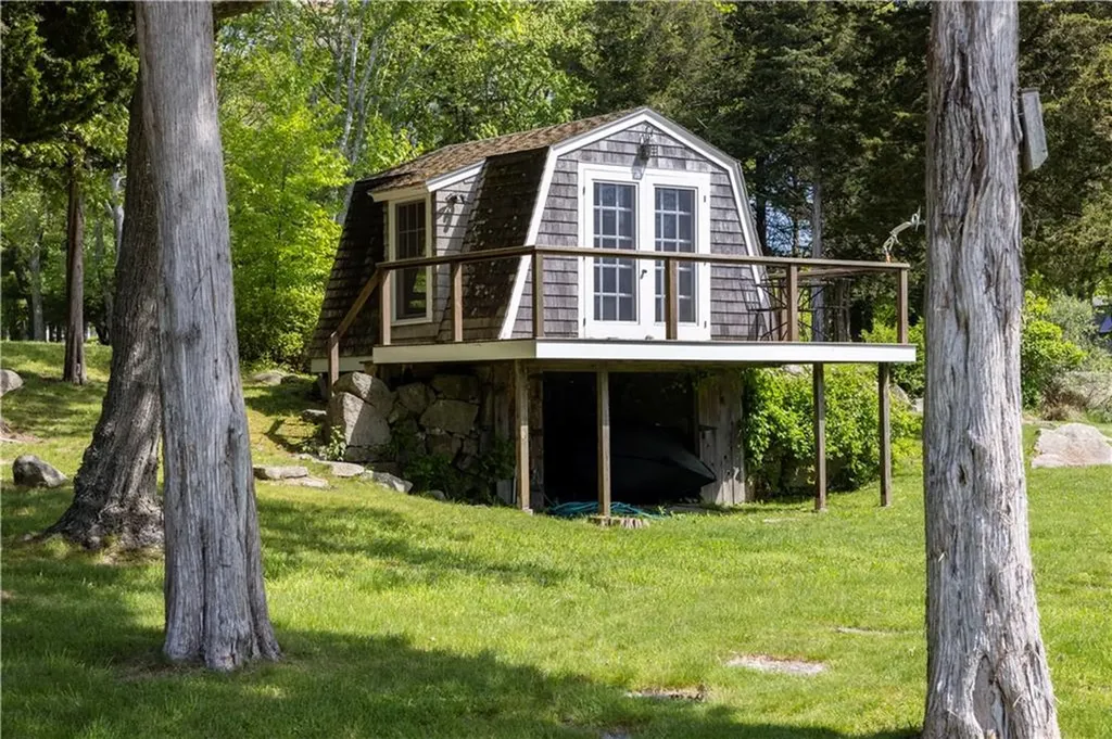 137 Cove Point East Charlestown RI 02813