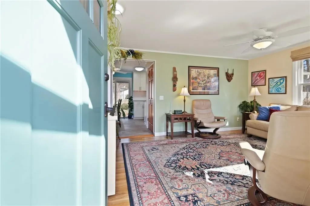 22 Grassy Plain Road East Providence RI 02915