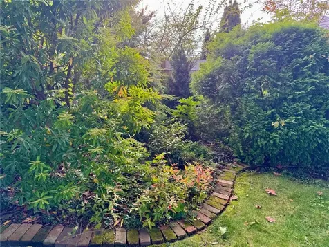 22 Grassy Plain Road East Providence RI 02915