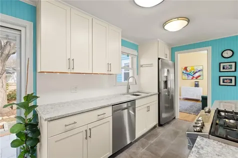 22 Grassy Plain Road East Providence RI 02915