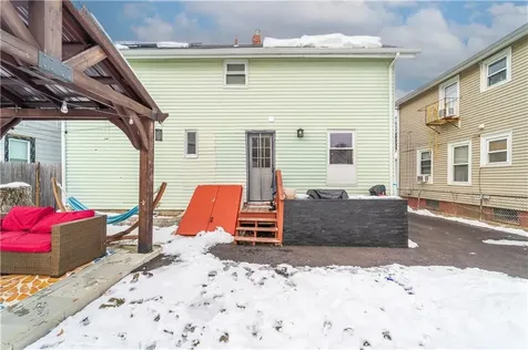 17 Beecher Street Pawtucket RI 02860