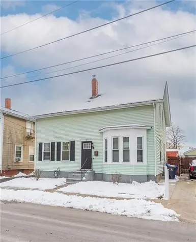 17 Beecher Street Pawtucket RI 02860