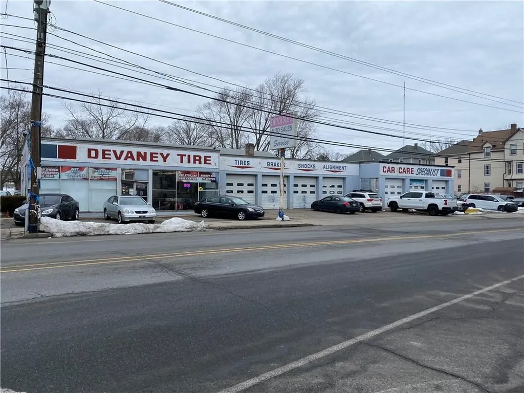 741 N Broadway East Providence RI 02914