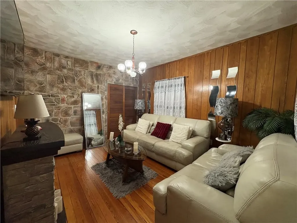 193 Clarence Street Providence RI 02909