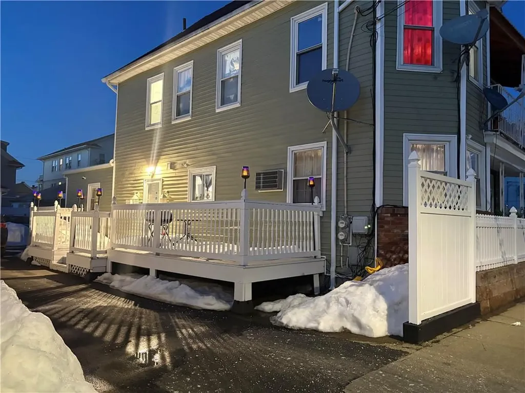 193 Clarence Street Providence RI 02909